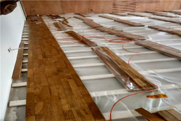 運(yùn)動(dòng)木地板 運(yùn)動(dòng)木地板