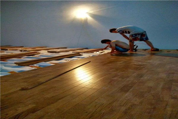 運(yùn)動(dòng)木地板 運(yùn)動(dòng)木地板