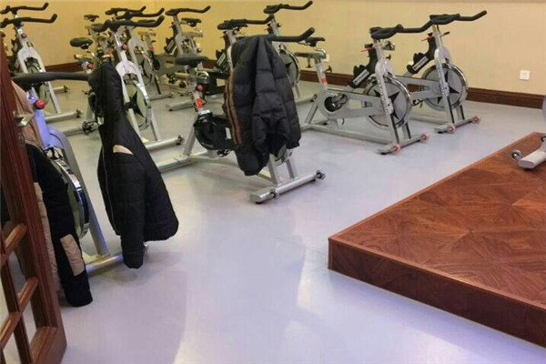 運(yùn)動(dòng)地膠 運(yùn)動(dòng)地膠